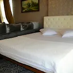 Hotel King